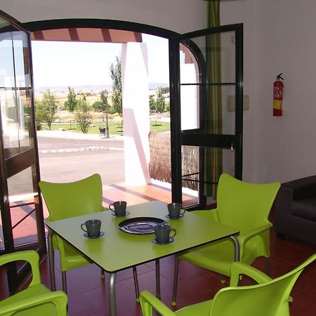 Camping La Sierrecilla Humilladero Eksteriør billede